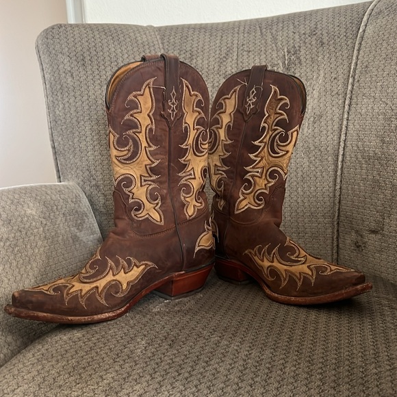 Women’s Tony lama boots - Picture 2 of 6